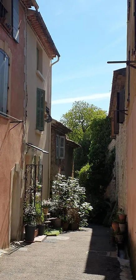 4 Safraniers Bed & Breakfast Sillans-la Cascade France